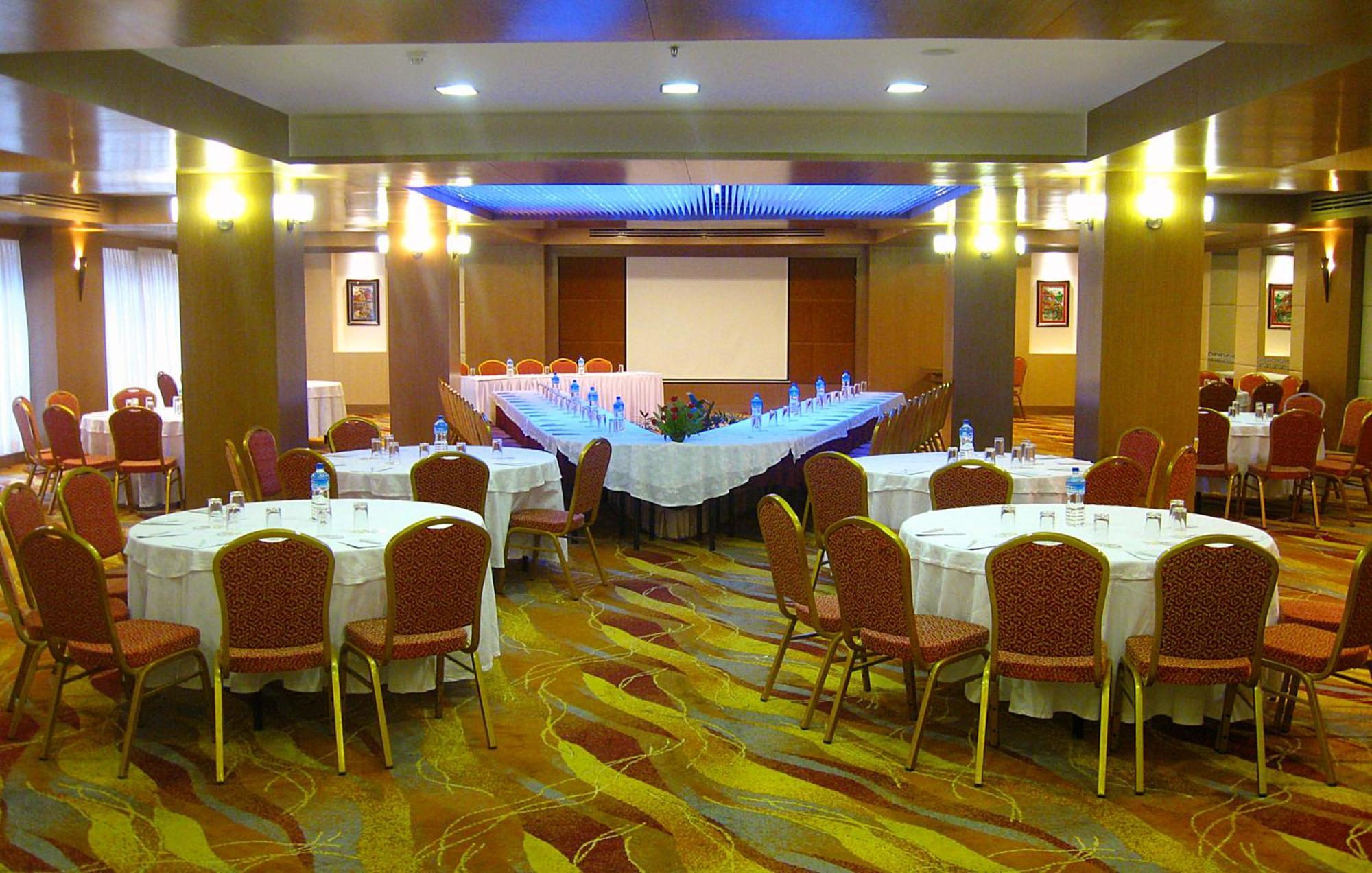 Radisson Hotel Kathmandu Ngoại thất bức ảnh