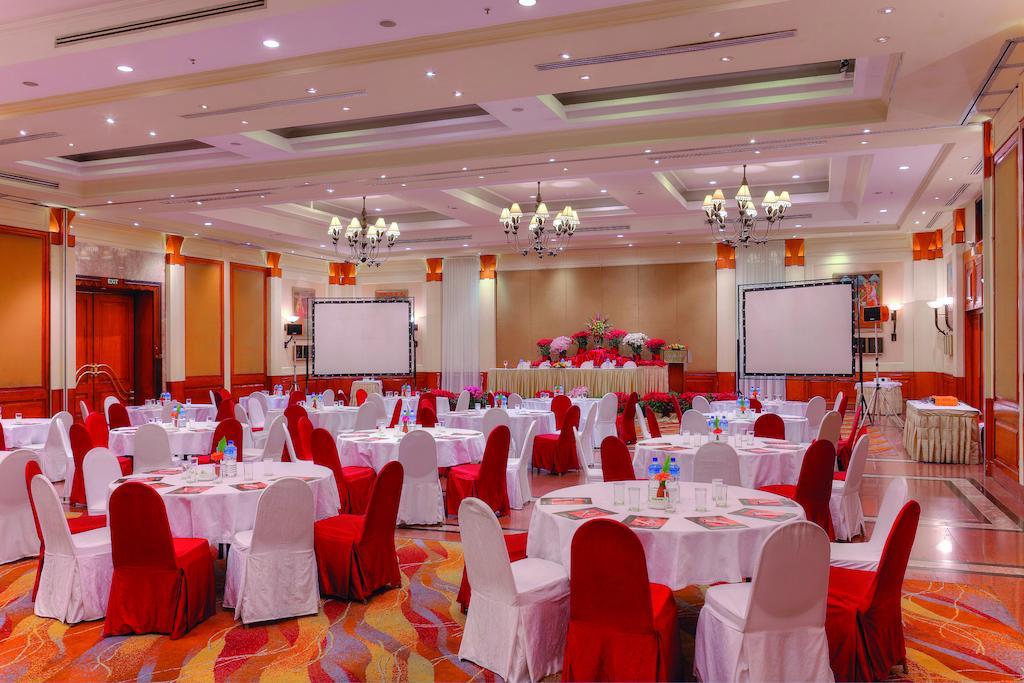 Radisson Hotel Kathmandu Ngoại thất bức ảnh
